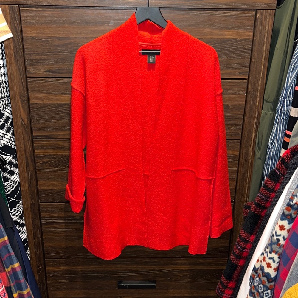Tahari sweater